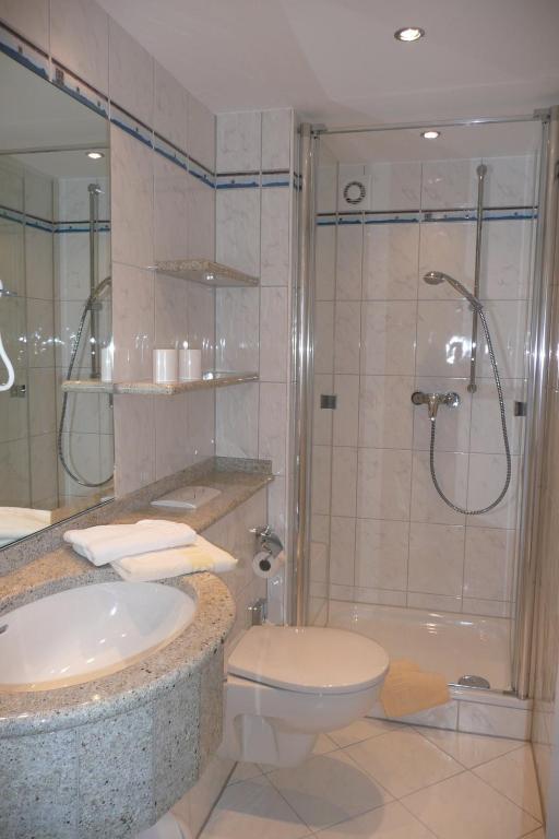 Seehotel Neue Liebe Куксхафен Номер фото